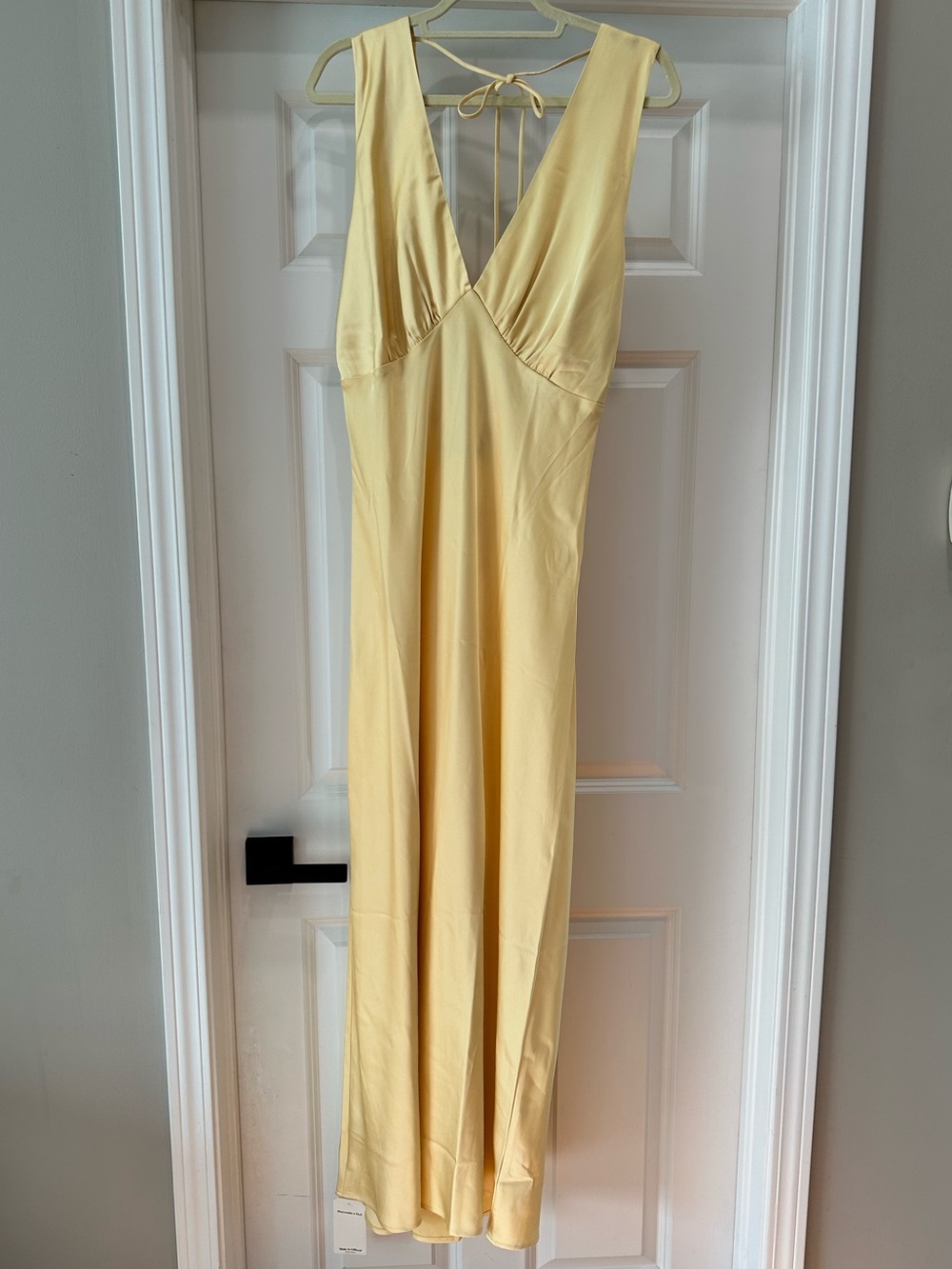 L Tall Yellow Satin Plunge Back Maxi Dress NWT Abercrombie & Fitch